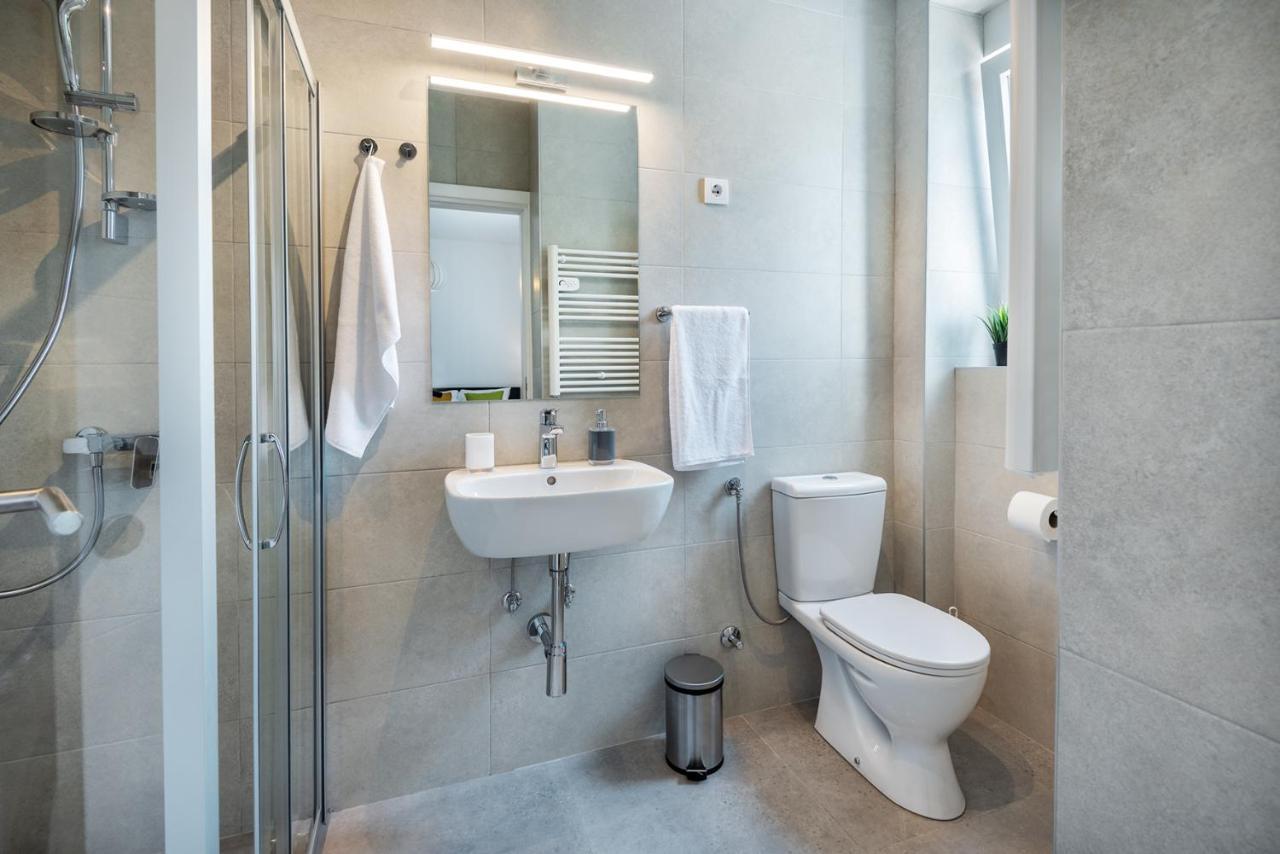 Studio Apartment Financial Park Belgrad Exteriör bild