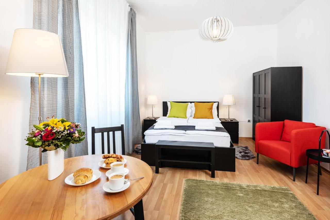 Studio Apartment Financial Park Belgrad Exteriör bild